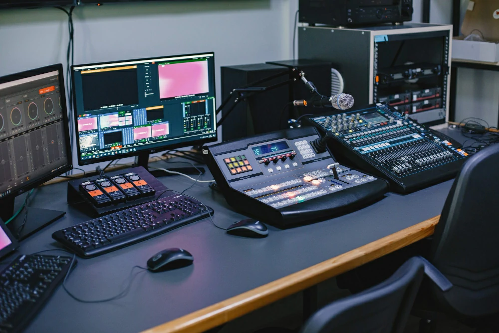 1. Formation en  Production Audiovisuelle